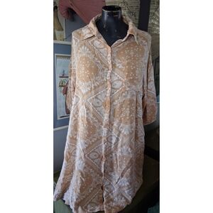 Chic Tan and White Half Sleeve Dress